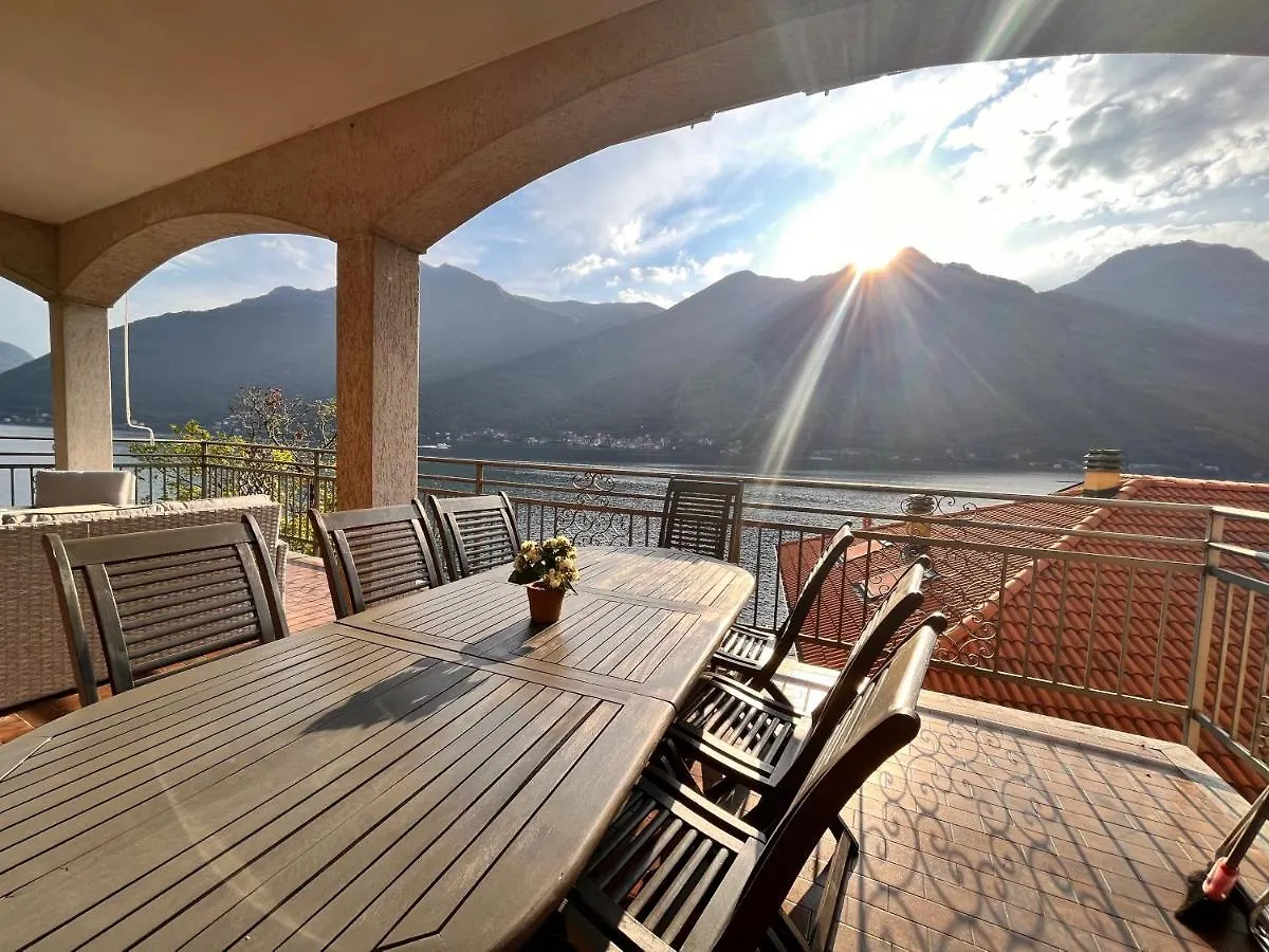 Villa Rosina Veranda Nesso 0*,  Italien